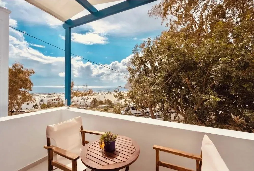 Serenite 2 Bd Santorini Getaway with Sea View
