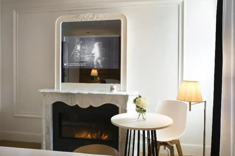 Hotel R de Paris 78