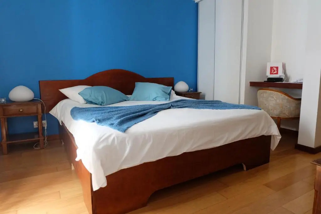 Double room (full double bed)