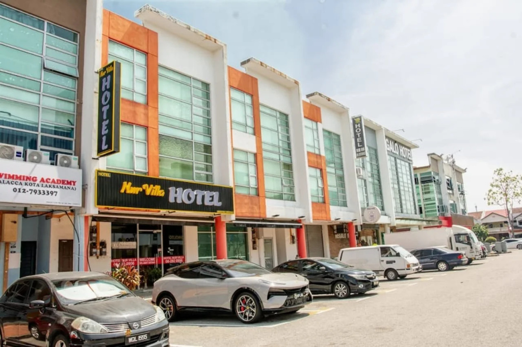 Capital O 91277 Nur Villa Hotel
