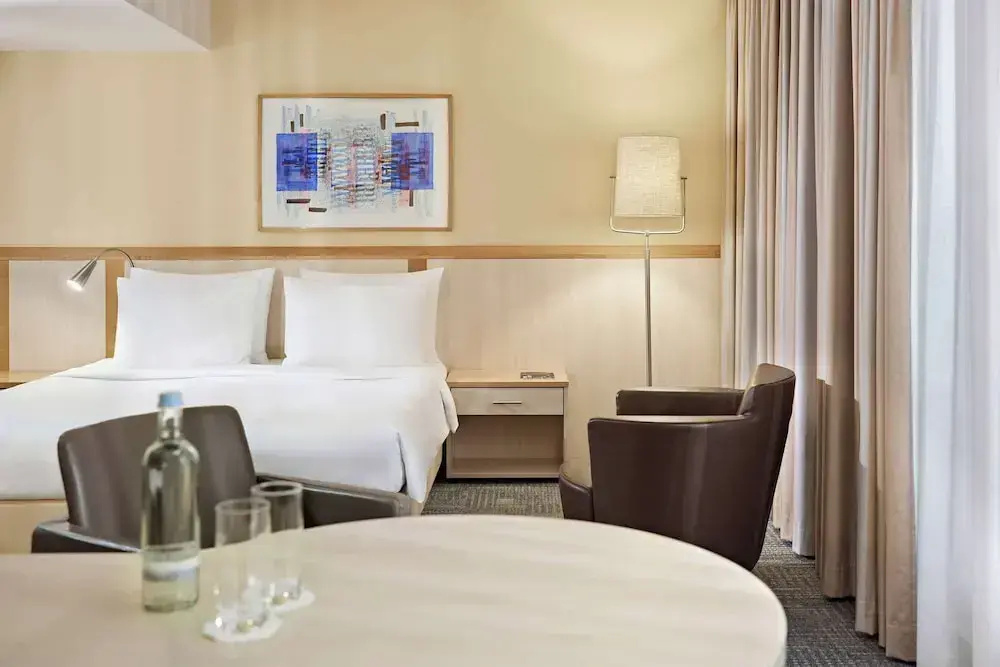 Lindner Hotel Cologne Am Dom, part of JdV by Hyatt - Chambres