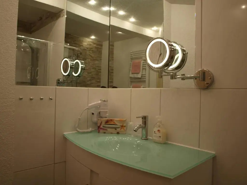 Hotel Hirschen Menzenschwand - Chambres