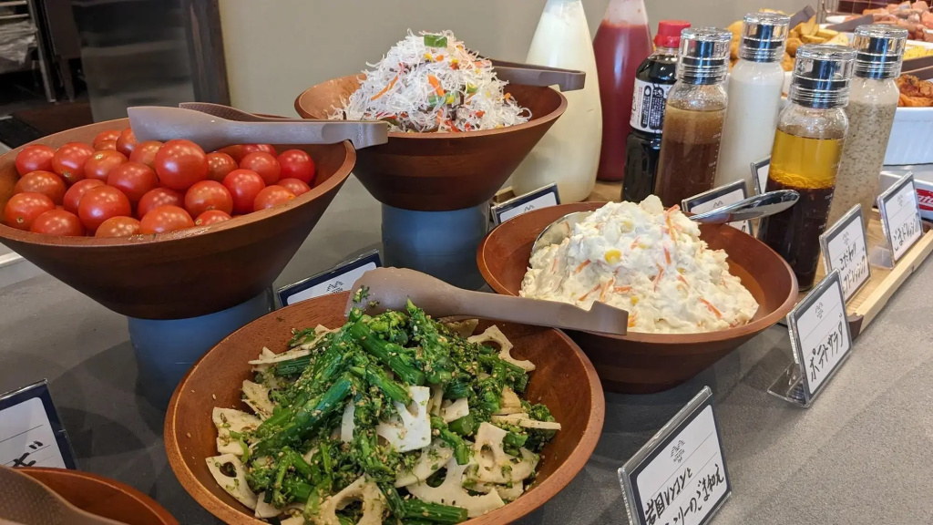 Food & Beverage