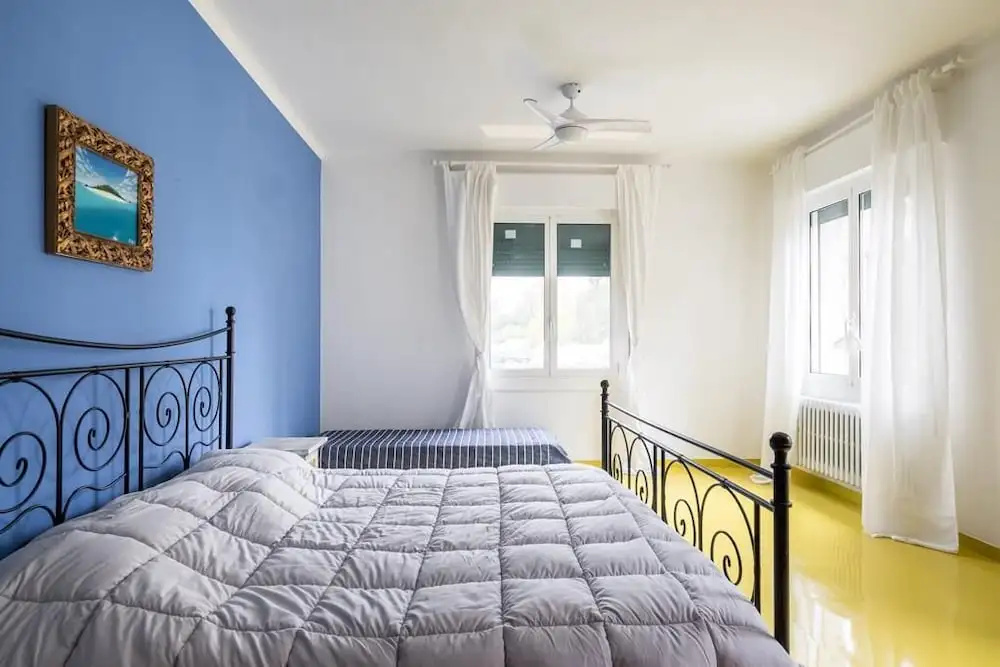 Deluxe Quadruple room