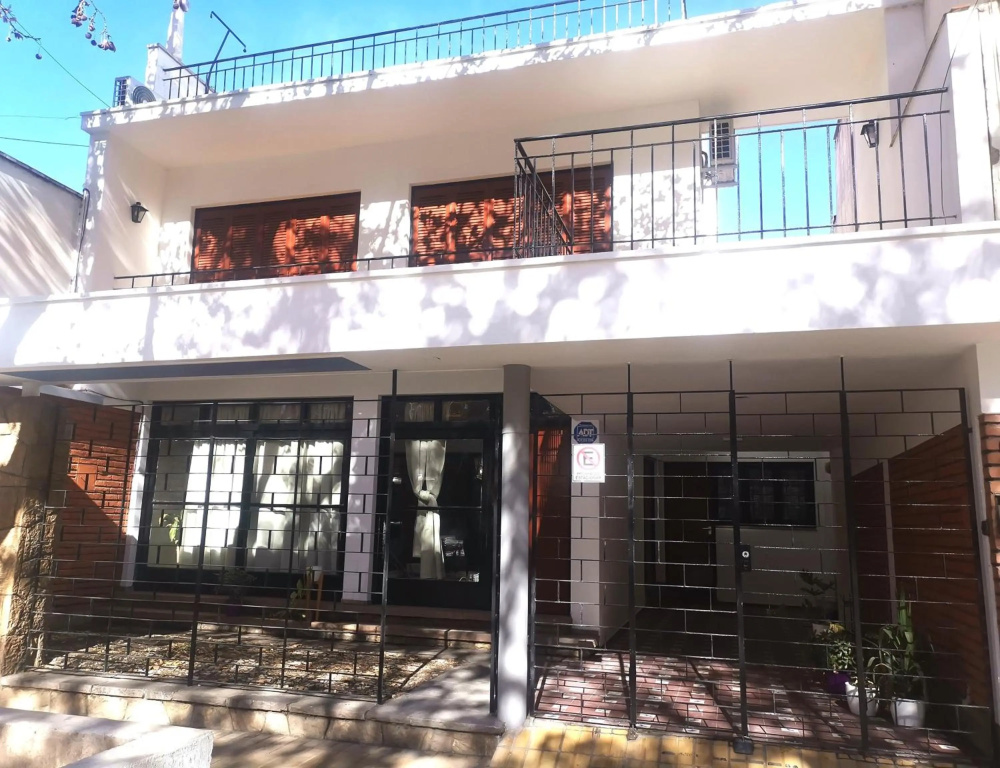 CASA EN LA CIUDAD DEL BUEN VINO - EXCELENTE UBlCACION