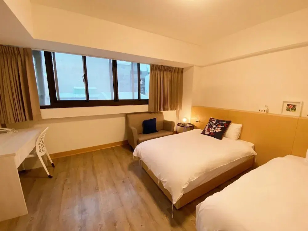 Economy room