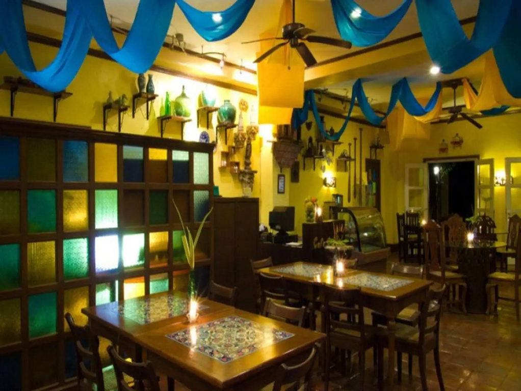 Food & Beverage