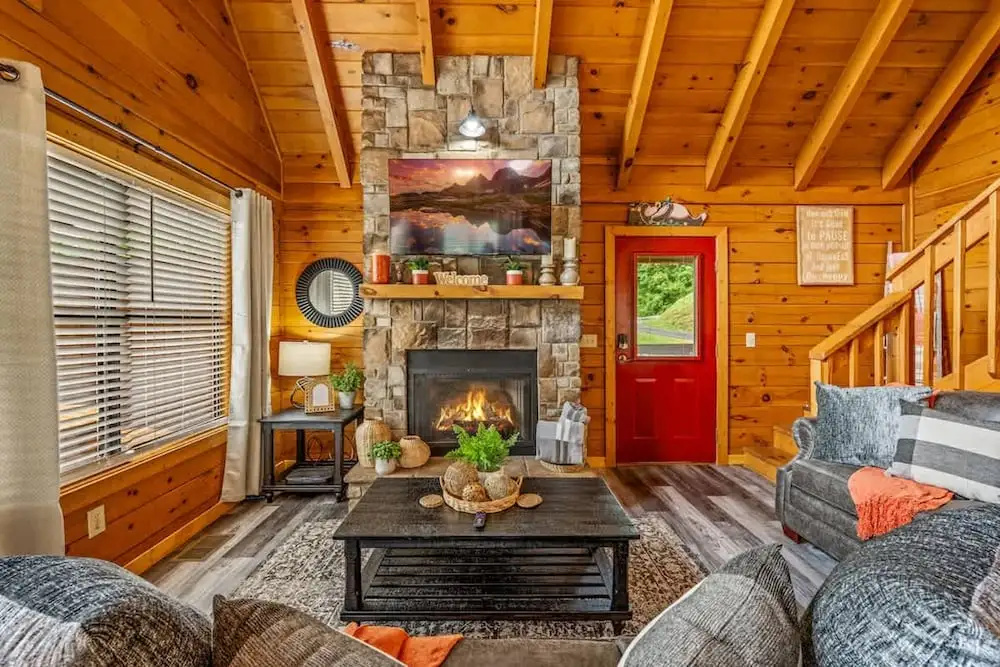 View-location-hot Tub-2 Fireplaces-jacuzzi-arcade