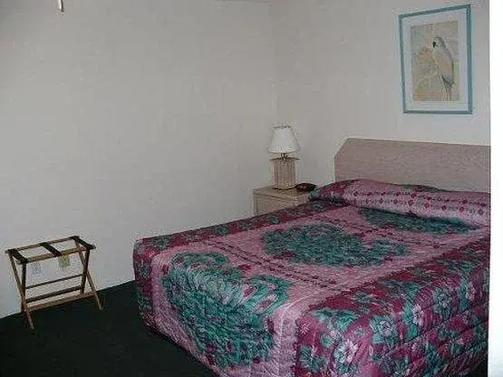 Bayway Inn