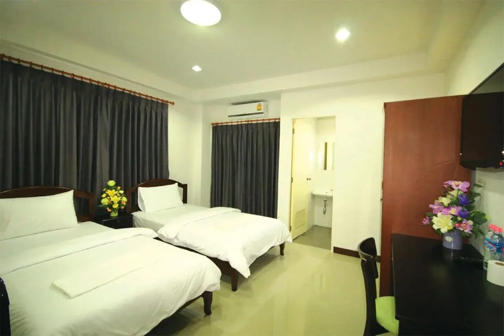 Hotel photo 8