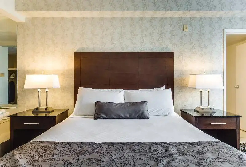 Monte Carlo Inn Oakville Suites - Chambres