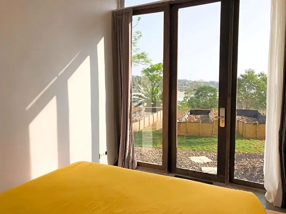 Superior Double room (full double bed)