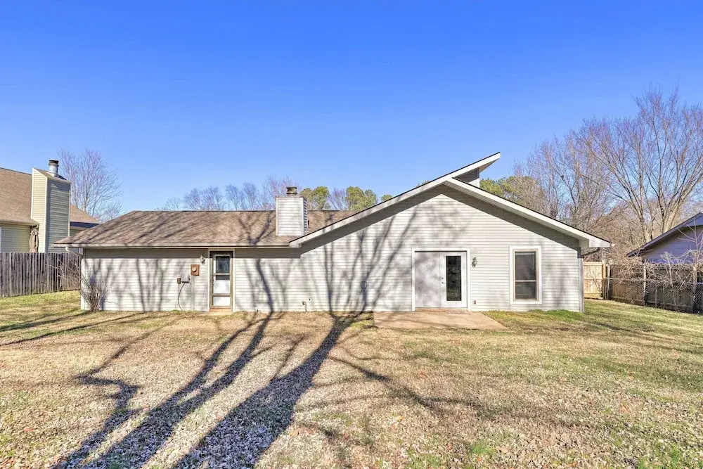 Modern Fayetteville Home < 1 Mi to U of A!