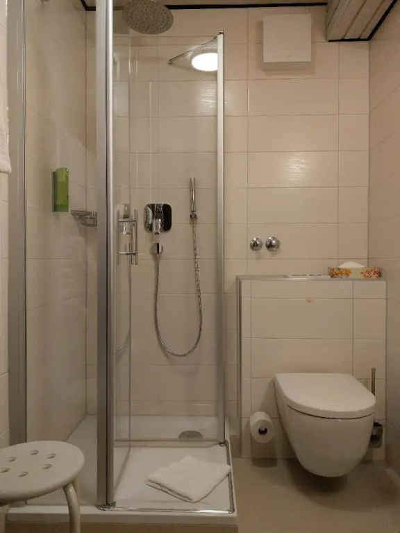 Standard Double room with balcony (full double bed)