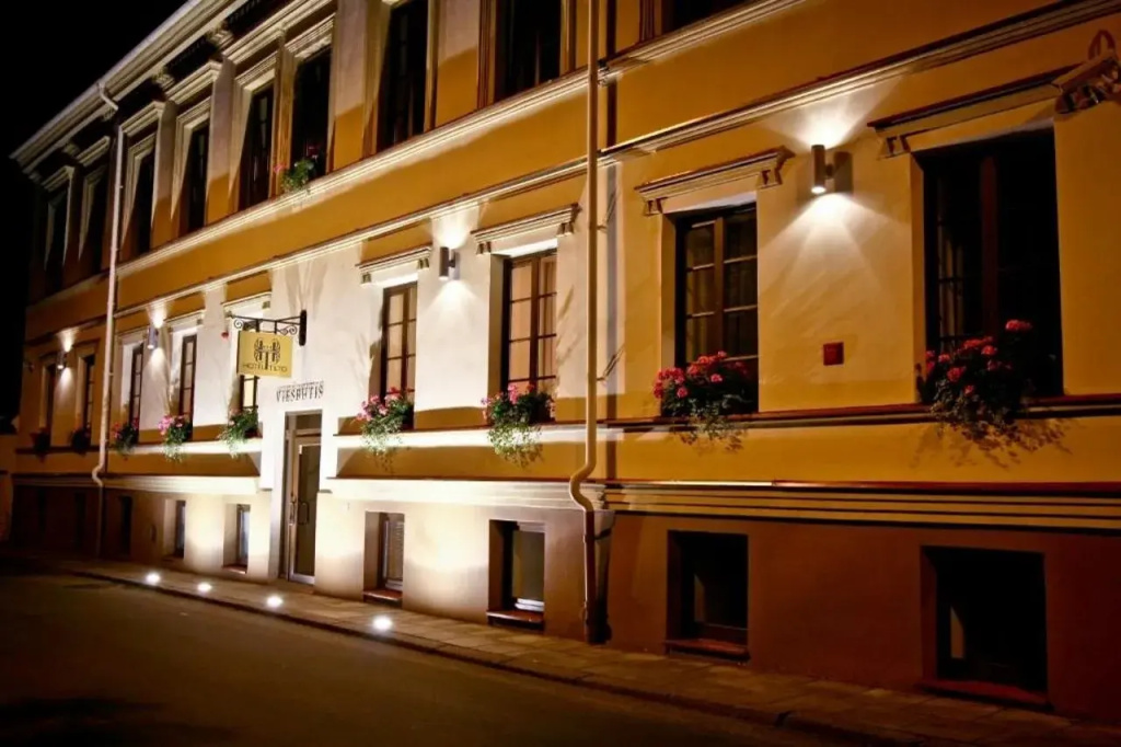 Hotel photo 1