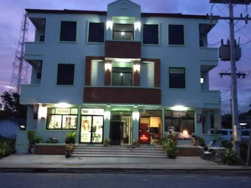 Hotel photo 11