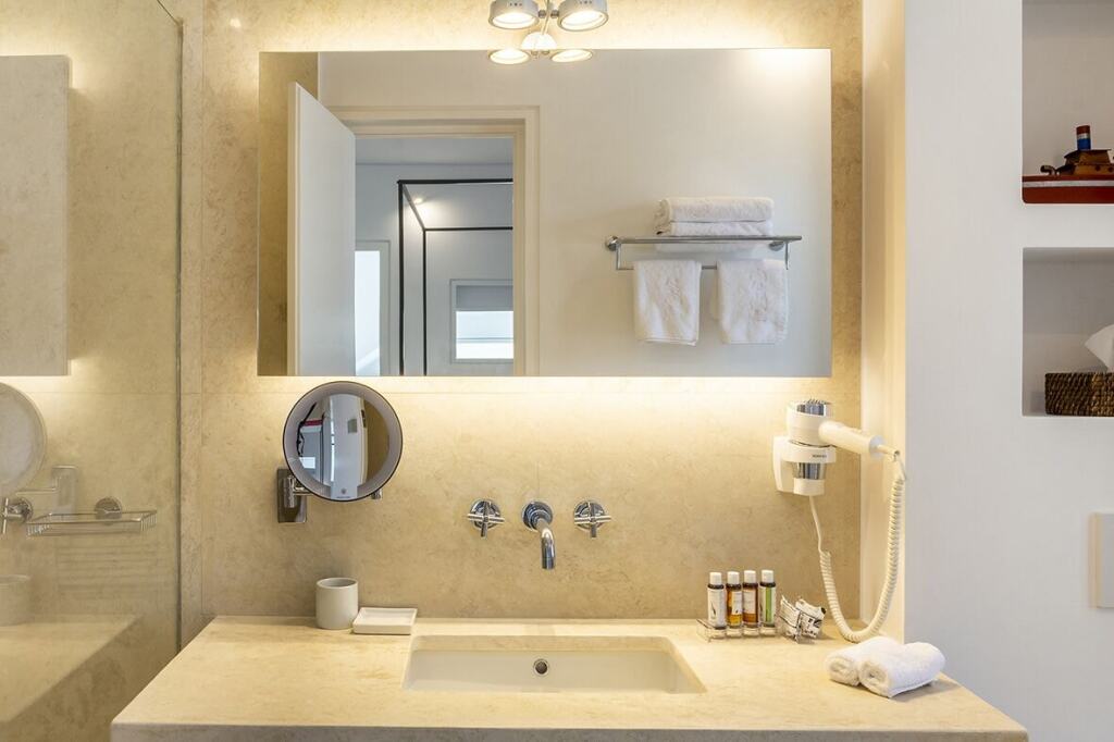 ORLOFF RESORT by null