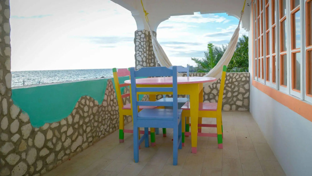 Somewhere West Negril Guest House