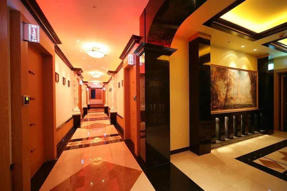 Hotel photo 12
