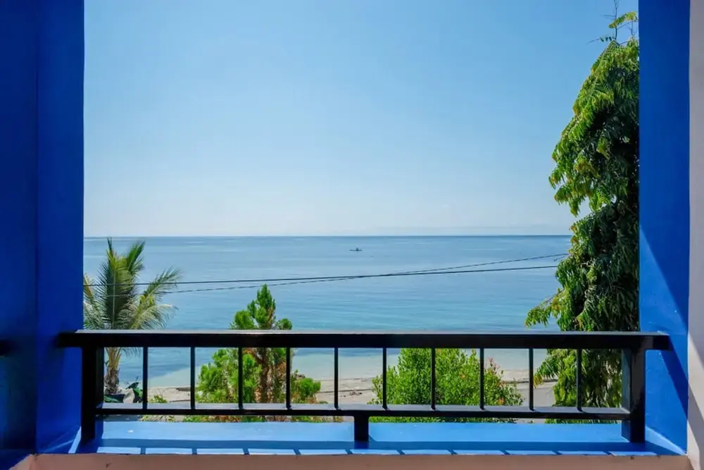 Beach & Waterfront