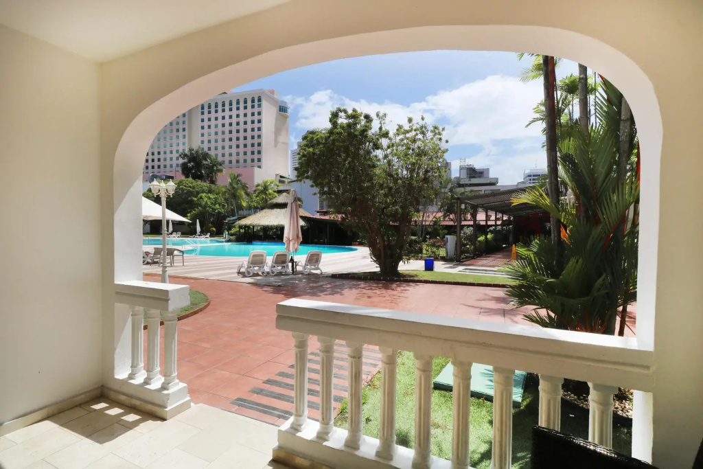 Balcony & Terrace