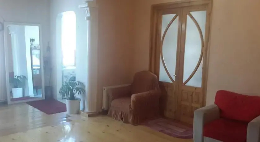 Gio's Guest House
