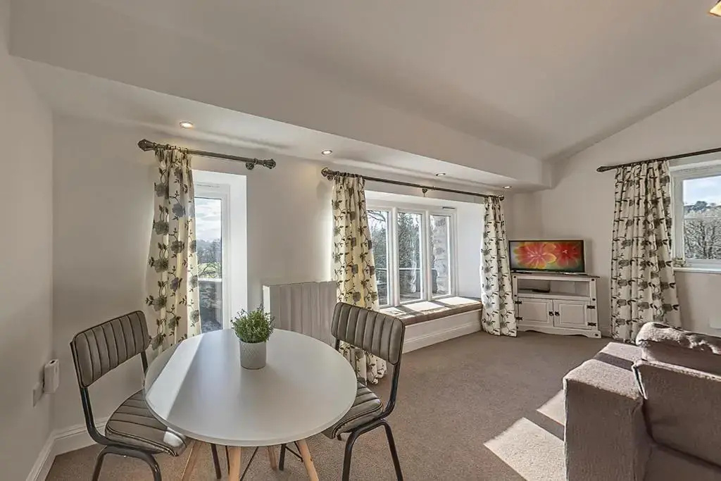 Stunning Large Barn Conversion in Betws Gwerfil Goch -Ty Cerrig Barn