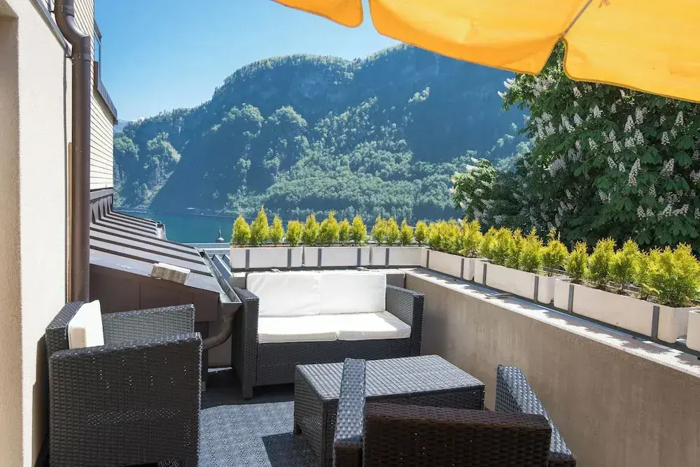 Standard Family room with balcony and with mountain view
