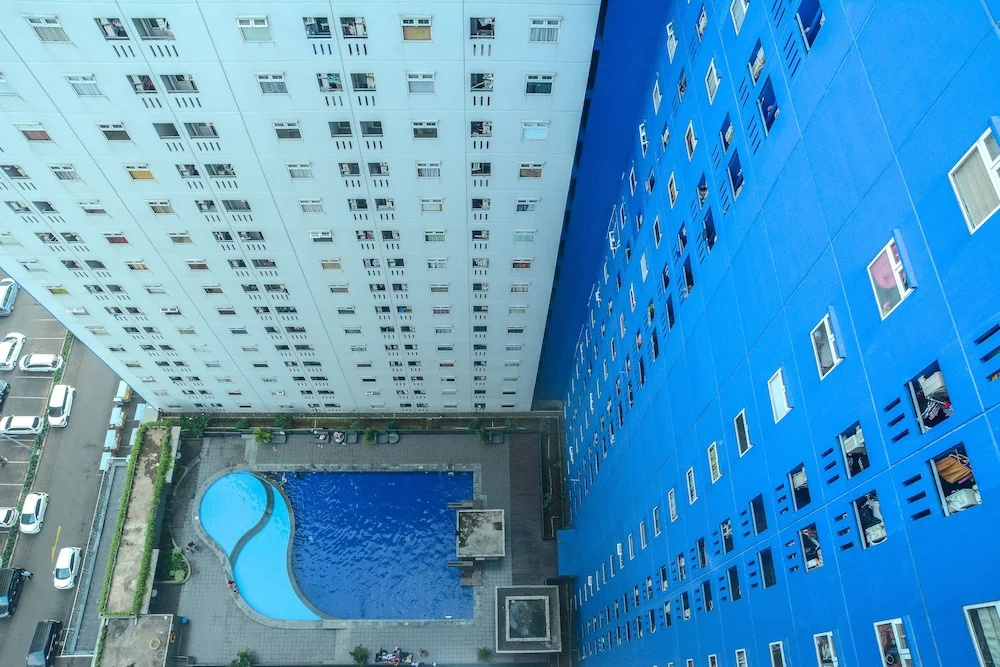 1 Bedroom at Green Pramuka Apartment by Travelio