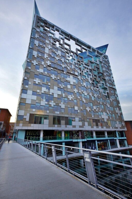 The Cube Hotel Birmingham image