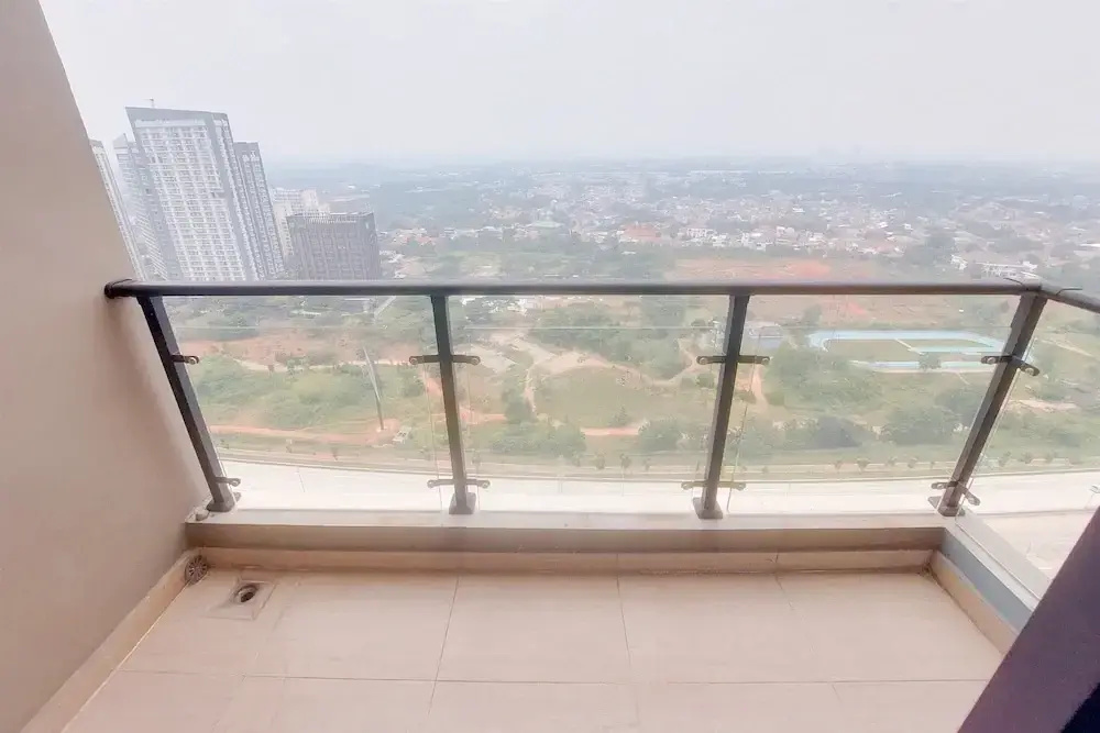 Good Location And Relaxing 2Br Sky House Bsd Apartment
