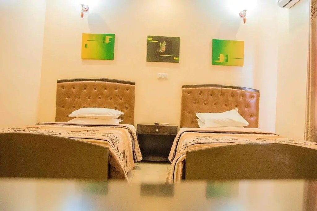 Standard Double room (twin beds)