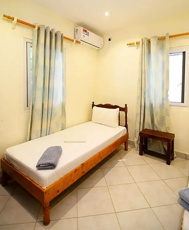 Economy room
