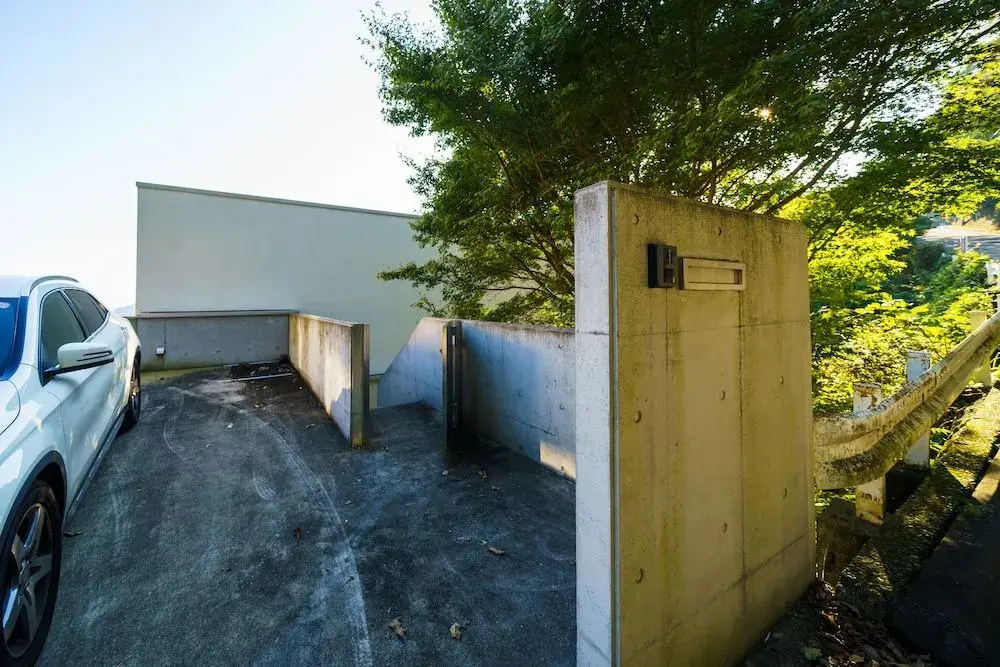 Atami Hamada House
