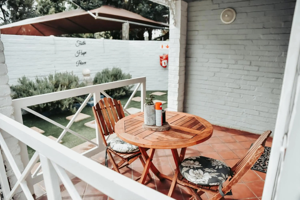 Amaziah Guesthouse