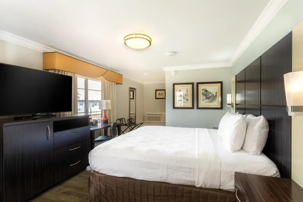Standard room with bay view