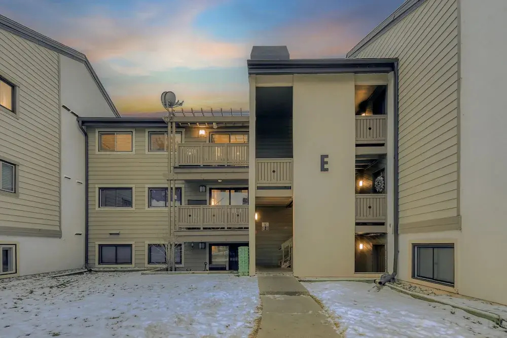 E309 W Beaver Creek Blvd 2 Bedroom Condo