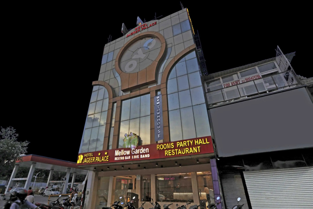 Townhouse Jp Grand Near Mayapuri Chowk