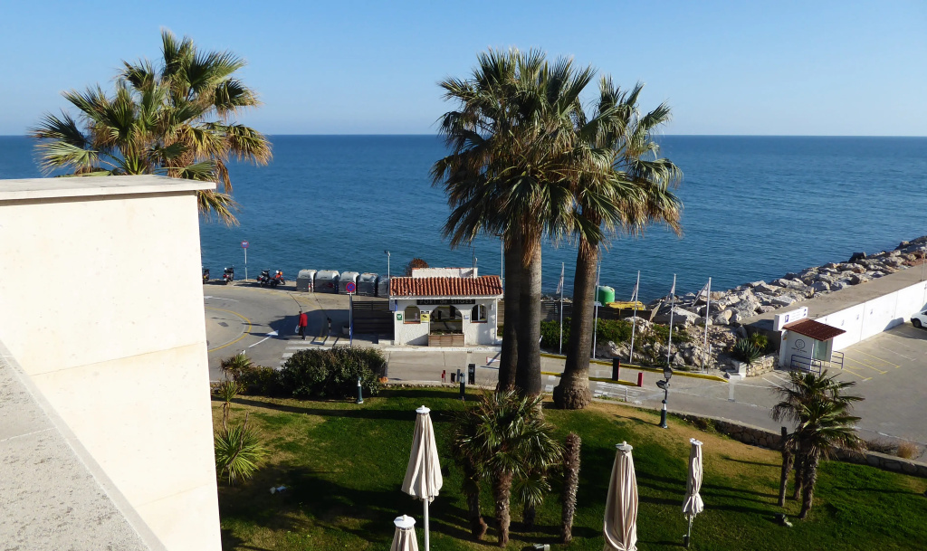 Beach & Waterfront