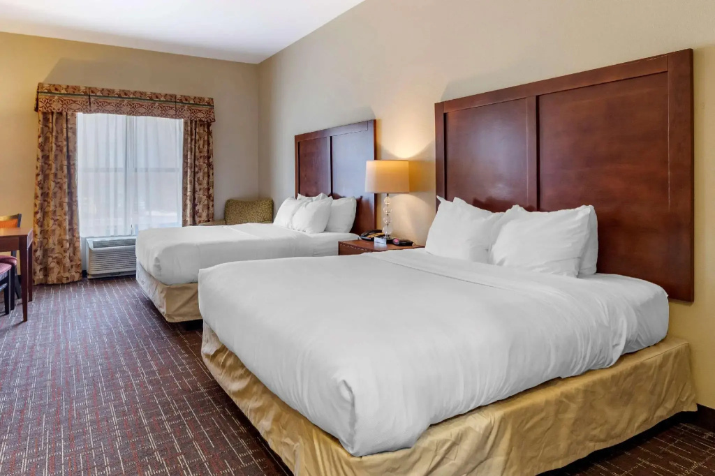 Spark by Hilton Shawnee - Chambres