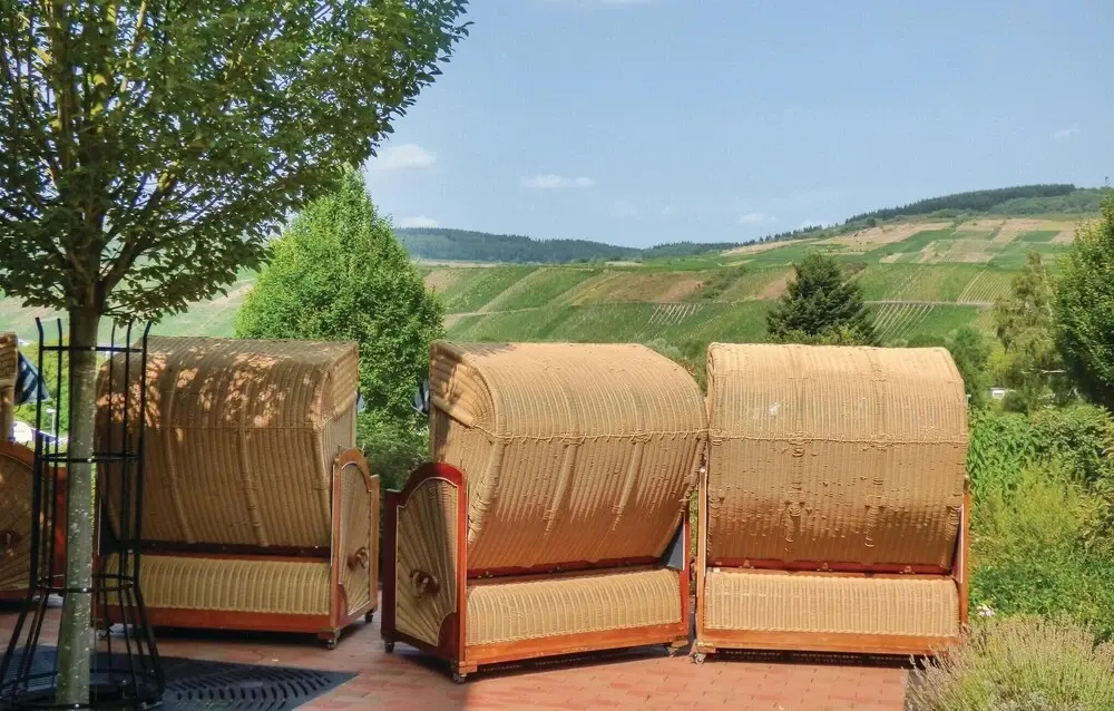 Beautiful Home in Riol an der Mosel With 2 Bedrooms