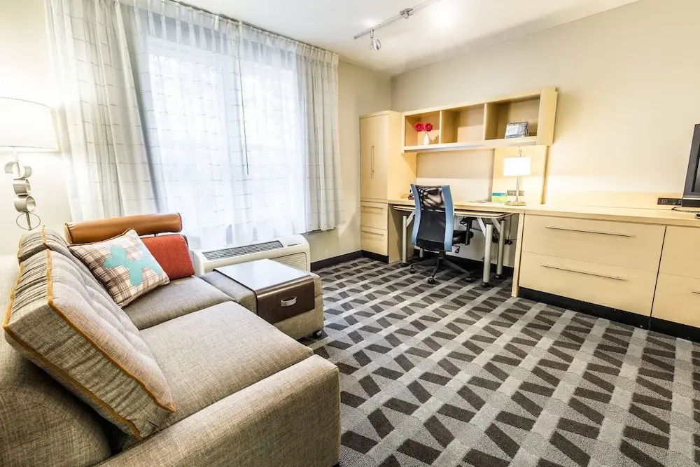 TownePlace Suites by Marriott Gilford - Chambres