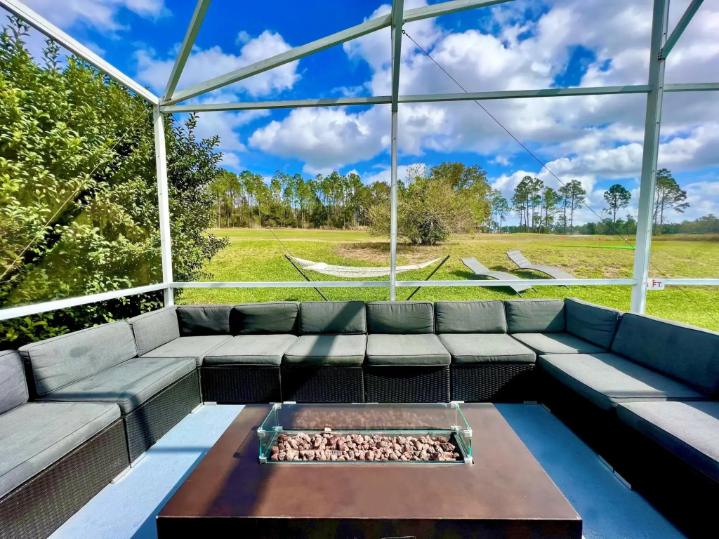 14 Room Golf Tennis Villa