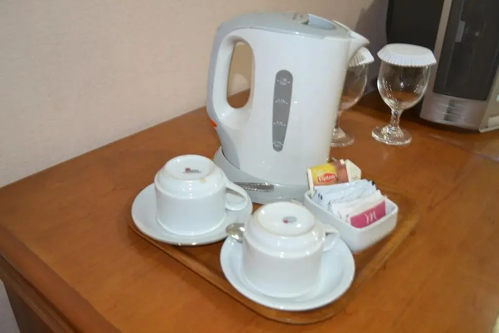 Food & Beverage