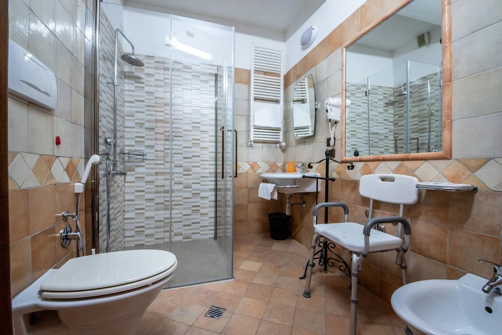 Economy room