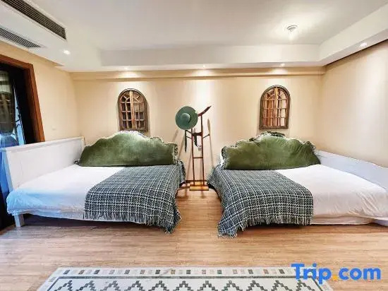 Deluxe Double Suite (twin beds)