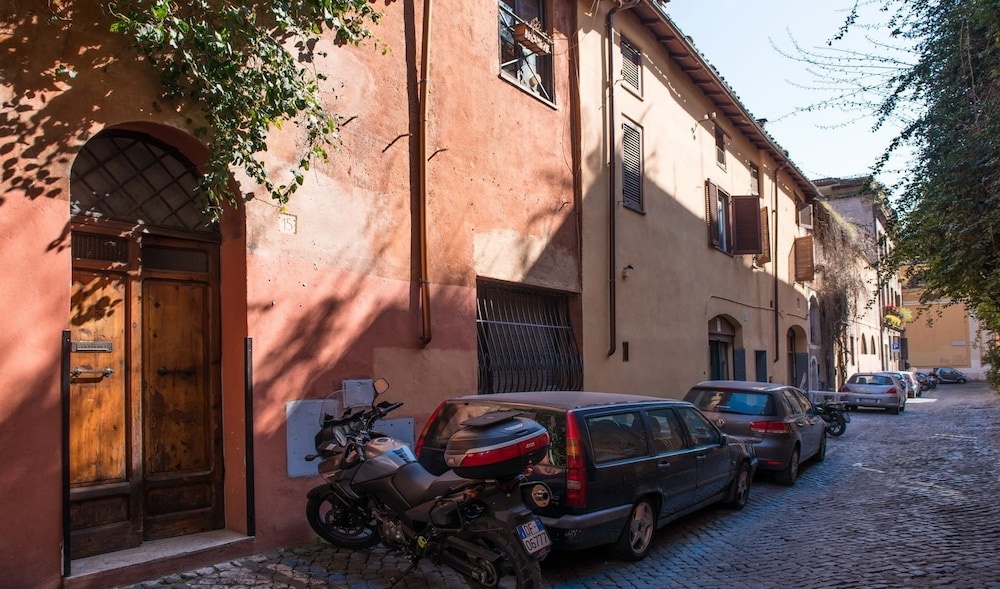 Rent In Rome - Trastevere Suite
