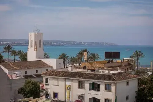 Beach & Waterfront