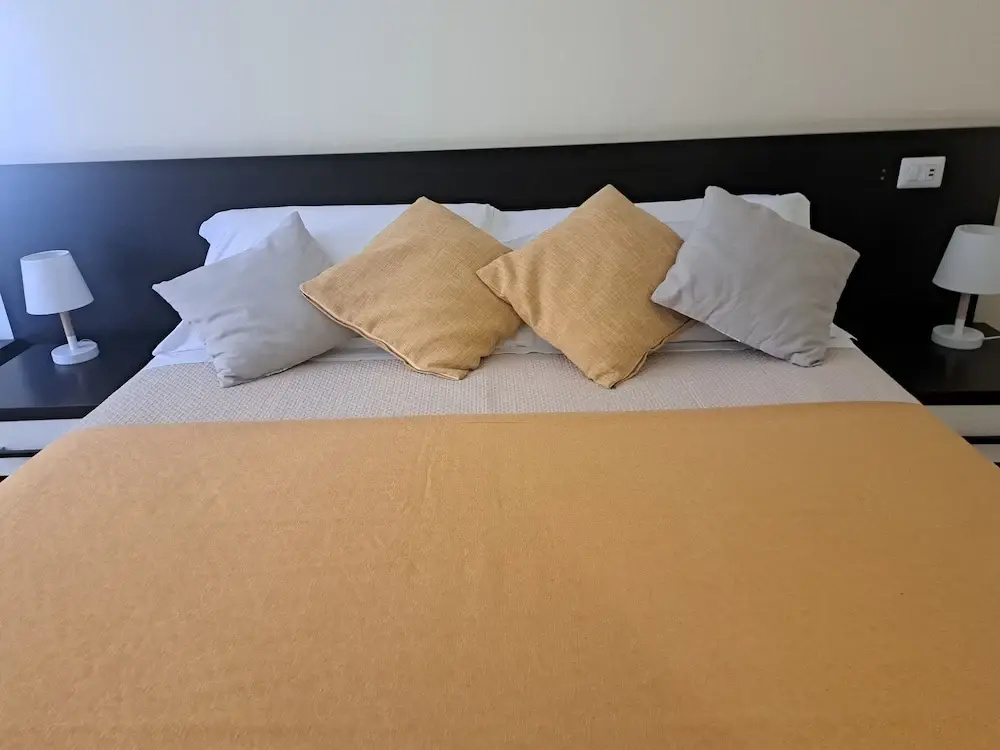 Comfort room