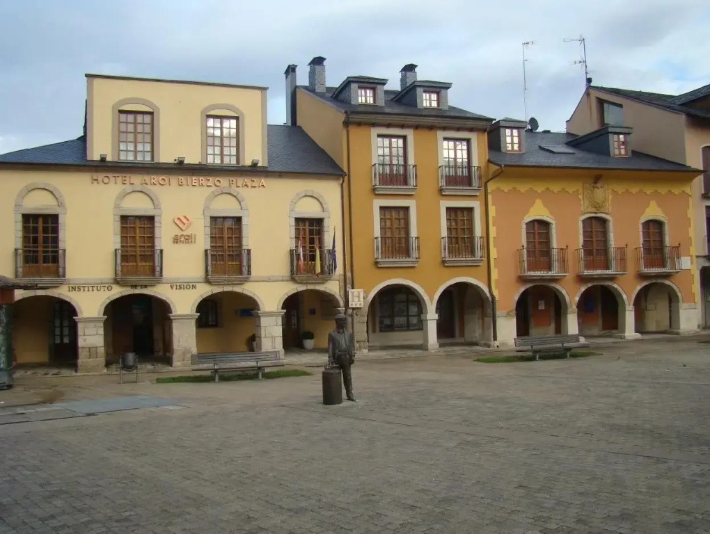 Hotel Aroi Bierzo Plaza